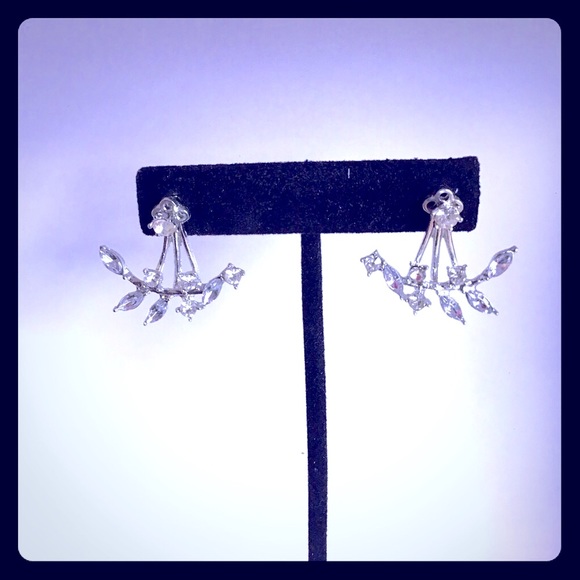 Silver Studs with 8 Crystal Rhinestones - Picture 2 of 4